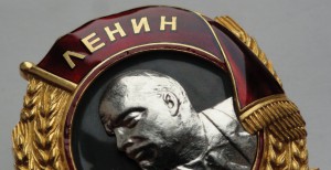ЭТАЛОННЫЙ "ЛЕНИН МОНДВОР" НА ДОКУМЕНТЕ С РОДНОЙ КОРОБКОЙ.