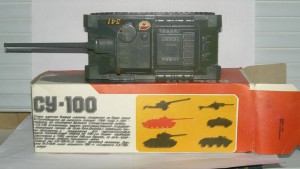 Модель 1:43 СУ - 100 в родной коробке