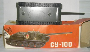 Модель 1:43 СУ - 100 в родной коробке