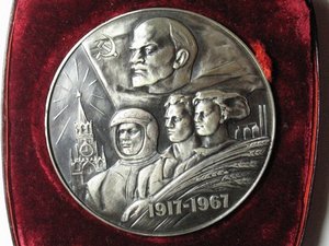 Настольная медаль 50 лет Советской Власти в СССР, 1967 г. Ag