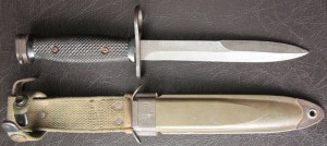 Штык М7 образца 1964 года к автоматической винтовке М16.