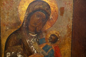 Матерь Божья Одигитрия с красивым окладом