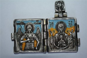 Складень - ладанка, эмали.