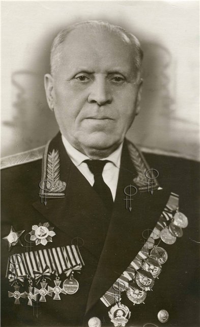 Генерал-майор Кругляков-БКЗ РФ,полный Георгиевский кавалер