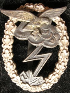 Знак - За Наземный бой- Rudolf Karnet Gablonz