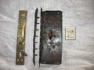 Связка ключей от замков