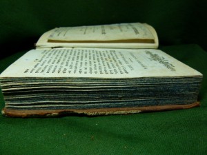 Книги разные.