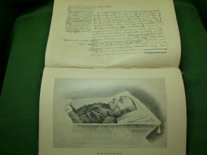 Книги разные.