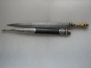 Кинжал в серебре, Баку, Т.Е.М. 1898