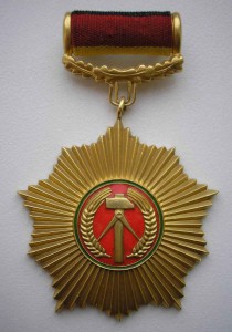 Орден ГДР За заслуги перед Отечеством 1 ст. Золото.