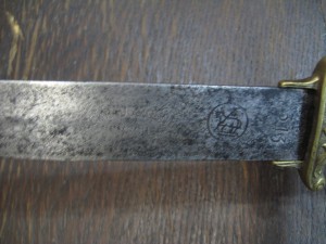 3 единицы оружия