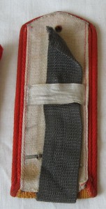 Погоны и петлицы Ст.Лейтенант Артиллерии обр.43г