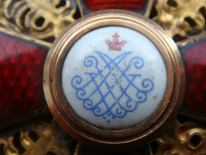 Знак Ордена Св.Анны 2-й степени с мечами (Эдуард)