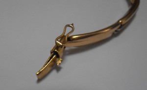 ЗОЛОТЫЕ часы с бриллиантами. Швейцария. Женские
