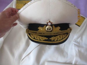 китель,брюки и фуражка на контр-адмирала ВМФ СССР.