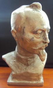 Бюст Дзержинского, скульптор Мурзин