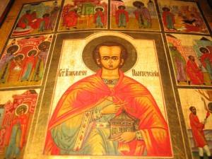 Целитель Пантелеймон в житии.