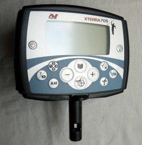 Продам металлоискатель Minelab X-terra 705