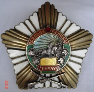 За Боевые заслуги (винт)