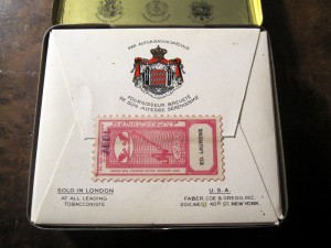 Запечатанная пачка старинных сигарет "Принц Монако"