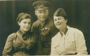 Помогите опознать ГЕРОЯ !!!