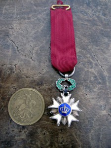 Миниатюра фрачный знак "Орден Короны" в серебре