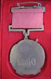 Пара китайцев в родных коробках.