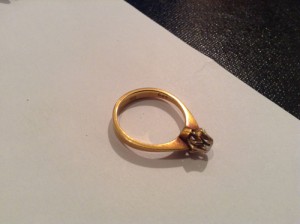 Кинжал . Хороший .