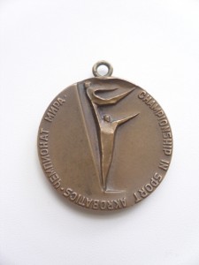 Кинжал . Хороший .