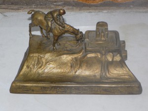 Венская бронза. Чернильница.