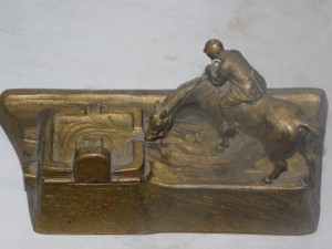 Венская бронза. Чернильница.
