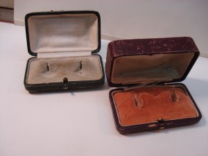 Коробочки под ювелирку, старые!