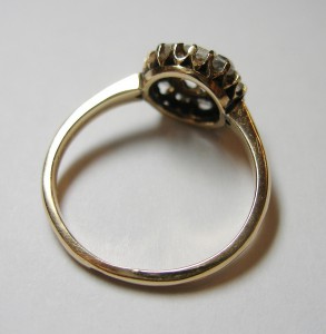 ПЕРСТЕНЬ С БРИЛЛИАНТАМИ 56 пробы !!!