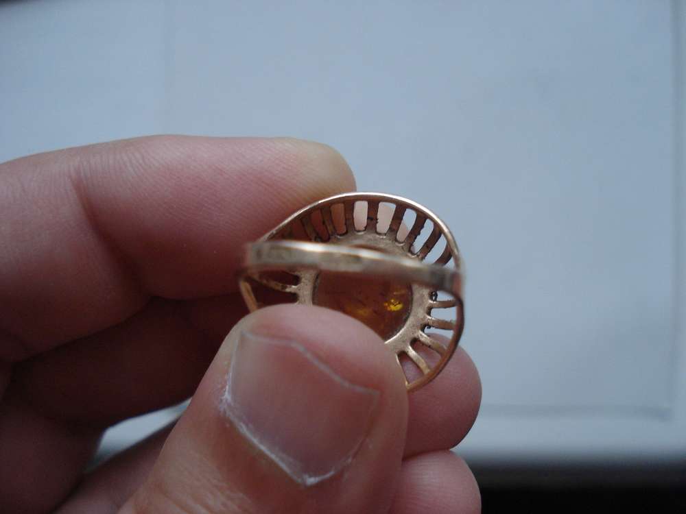 Перстень с янтарем 583пробы