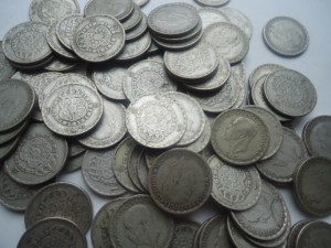 ШВЕДЫ.СЕРЕБРО.100 МОНЕТ ПО 1 КРОНЕ 1944-1947-№2