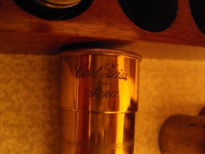 Микроскоп в коробке Carl Zeiss