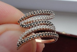 Женский браслет и колечко с камешками + коробка