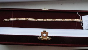 Женский браслет и колечко с камешками + коробка