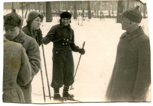 Див. Комиссар Симонов М.Е. Фотоальбом 1921 г, Царицин