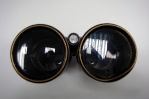 Бинокль офицерский.