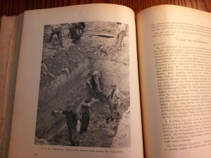 Книга о зверствах большевиков  в Виннице изд. Рейха 1944г.
