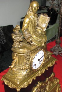 Часы "Барон с книгой" 18 век!!! бронза