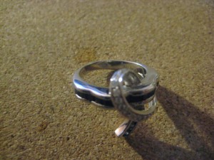 Кольцо Cartier белое золото 750пр брюли и сапфиры