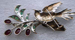 Брошь птичка на ветке 84