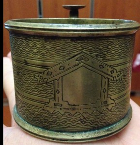 Что за Мастер?или Фабрика? подскажите(подстаканик)
