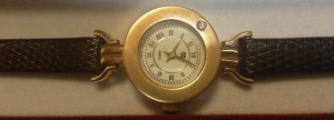Золотые часики с Брюликом(новые)