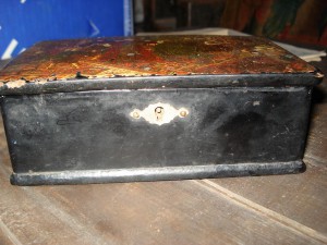 шкатулка "Игра в прятки" шедевр.продажа