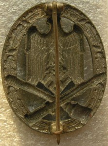 Штурмовик - зеркалка , хороший!!!