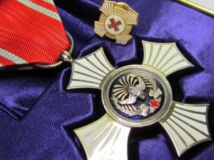 Два ордена КРАСНОГО КРЕСТА. Золото, Серебро