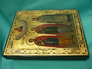 икона " ТРОЕ СВЯТЫХ",  сусалка...